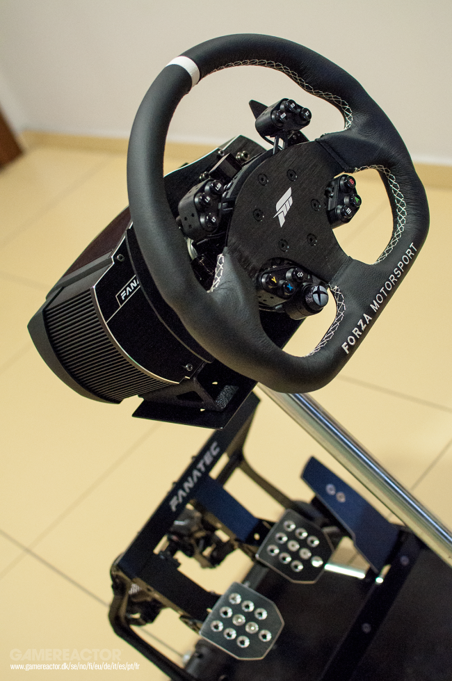 Fanatec ClubSport Wheelbase V2.5 + Pedals V3 Inverted