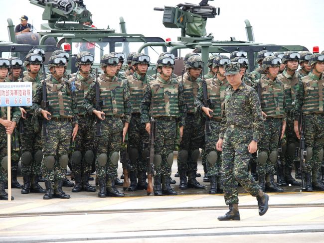 Taiwán simula escenarios militares en las maniobras anuales «Han Kuang