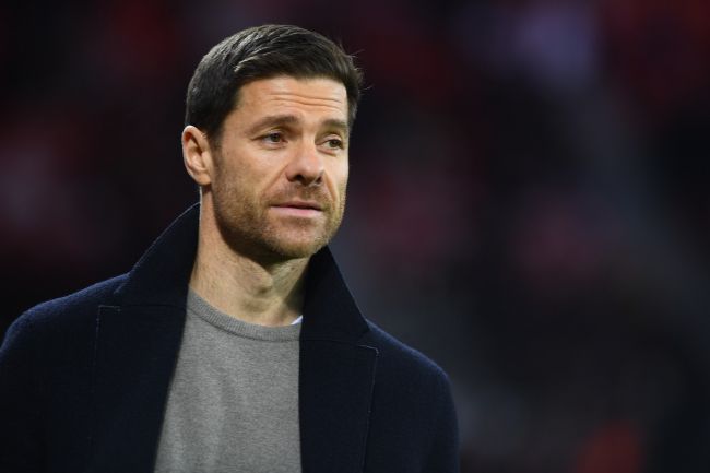 El Bayer Leverkusen de Xabi Alonso se enfrenta esta noche al Atlético de Madrid en medio de rumores sobre su futuro
