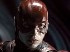 Ezra Miller asiste a una reunión de crisis con Warner Bros. para salvar a The Flash