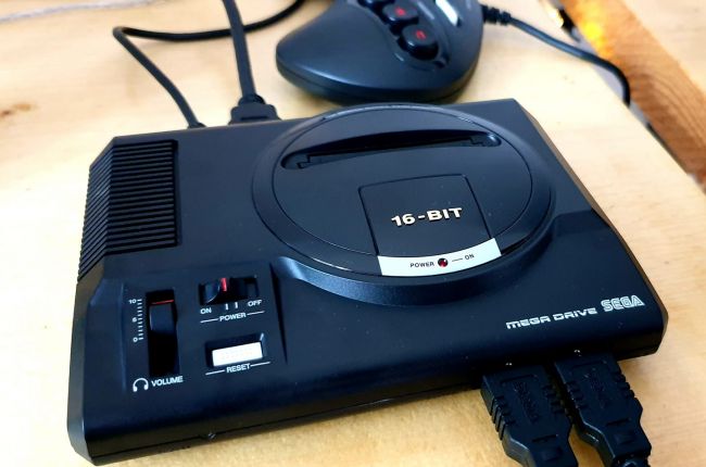Un nuevo periférico lleva el juego online a la Mega Drive