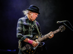 Neil Young regala a Groenlandia acceso a su m&uacute;sica y retira su cat&aacute;logo de Amazon por Trump