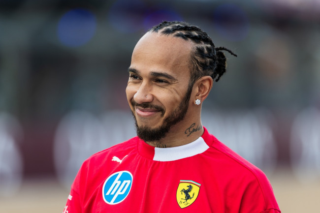 Lewis Hamilton se convierte en el ganador de F1 más mayor desde 1970