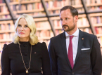 La princesa heredera de Noruega, Mette-Marit, dice que fue "manipulada y enga&ntilde;ada" por Epstein