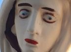 Una iglesia reconoce un error en la restauraci&oacute;n mientras los turistas acuden en masa a ver las estatuas