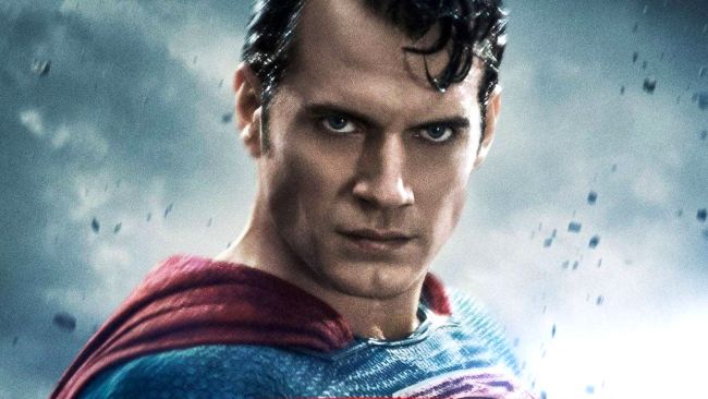 Dwayne Johnson: En mi opinión, Henry Cavill es el mejor Superman