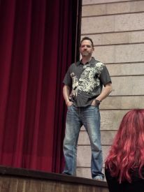 Joe Abercrombie: La adaptación de Los Diablos al cine "se está moviendo", pero no la esperes pronto